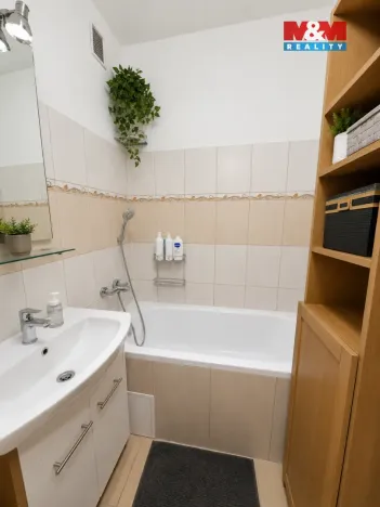 Pronájem bytu 2+1, Kladno - Kročehlavy, Litevská, 57 m2