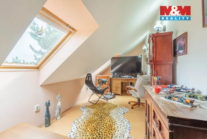 Prodej rodinného domu, Sadská, Pístecká, 220 m2