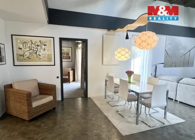 Prodej rodinného domu, Knovíz, 214 m2