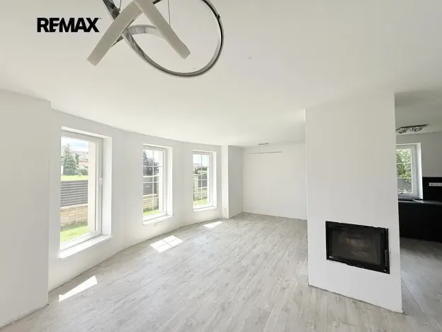 Pronájem rodinného domu, Praha - Křeslice, Borůvková, 220 m2