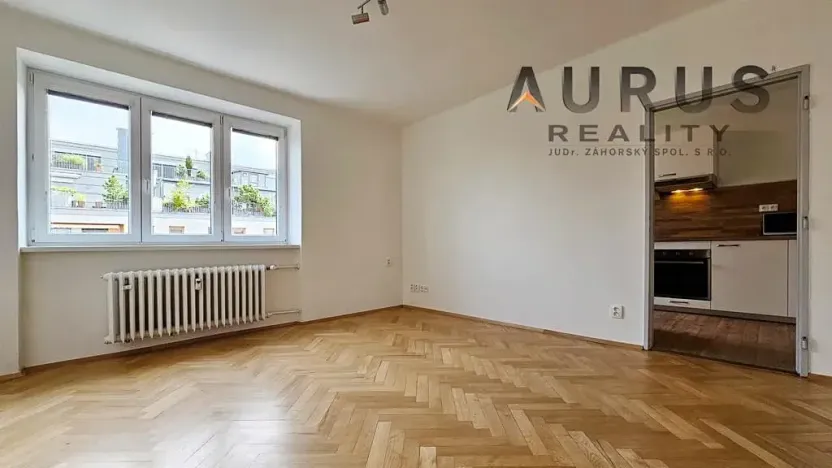 Pronájem bytu 3+1, Praha - Michle, Třeboňská, 74 m2