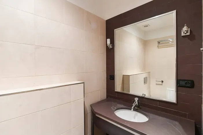 Prodej bytu 2+kk, Praha - Nové Město, Hálkova, 49 m2
