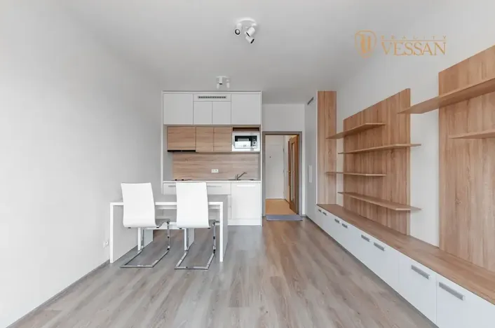 Prodej bytu 1+kk, Praha - Vršovice, Petrohradská, 30 m2