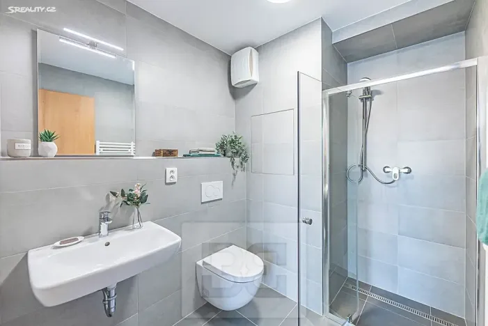Pronájem bytu 1+kk, Hradec Králové, Pražská třída, 25 m2