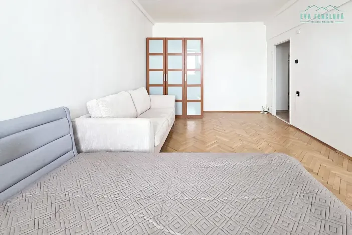 Prodej bytu 2+1, Plzeň, Částkova, 56 m2