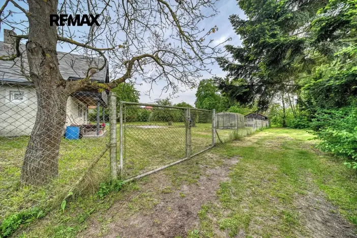 Prodej pozemku pro bydlení, Černíny, 1677 m2