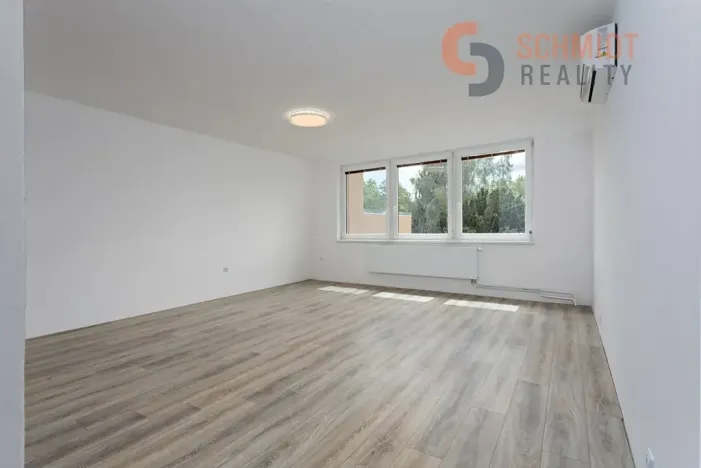 Prodej vícegeneračního domu, Otnice, Milešovská, 210 m2