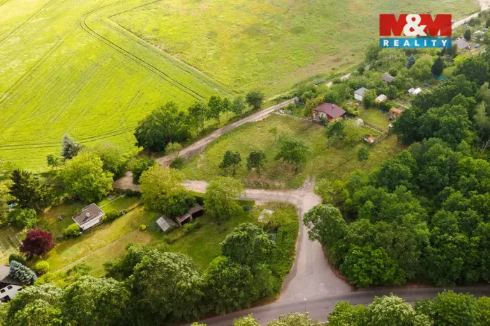 Prodej zahrady, Pardubice, 412 m2