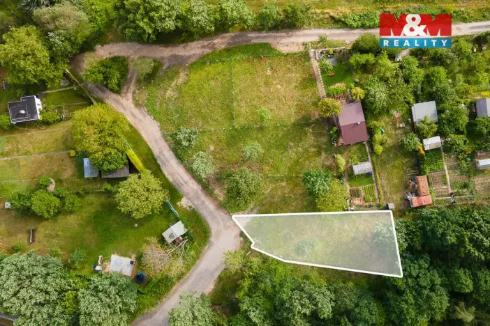 Prodej zahrady, Pardubice, 493 m2