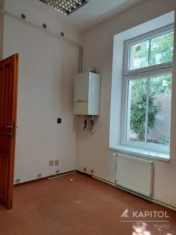 Pronájem kanceláře, Plzeň, Slovanská, 67 m2