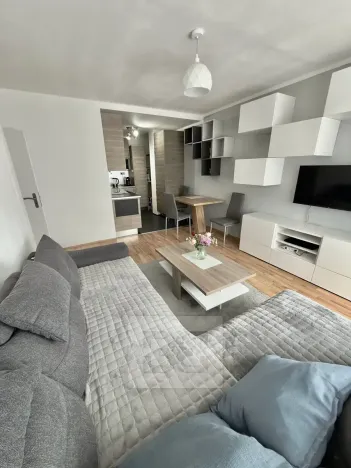 Pronájem pokoje, Praha - Bohnice, Cafourkova, 54 m2