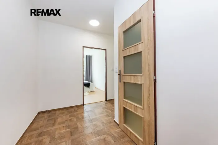 Pronájem bytu 2+kk, Praha - Stodůlky, Klukovická, 42 m2