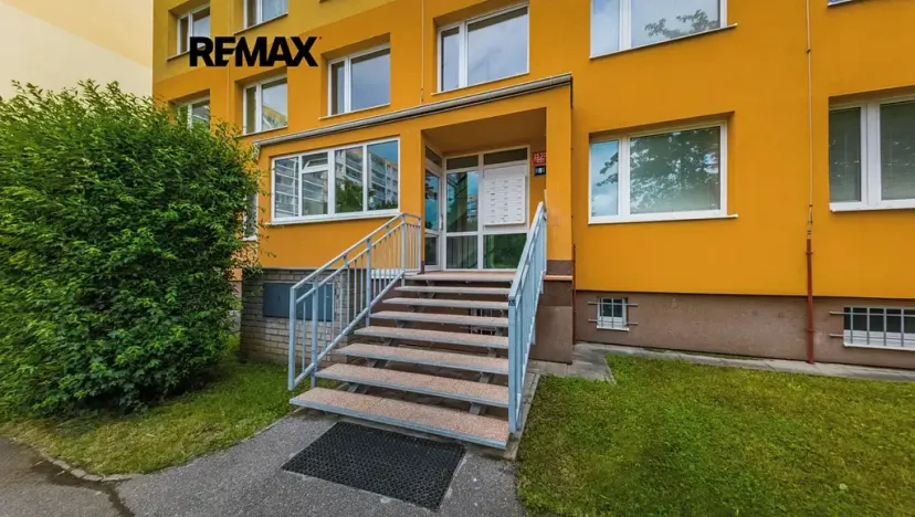 Pronájem bytu 2+kk, Praha - Stodůlky, Klukovická, 42 m2