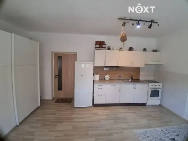Pronájem bytu 1+kk, Ledenice, 5. května, 48 m2