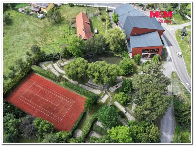Prodej restaurace, Okrouhlo, 1076 m2