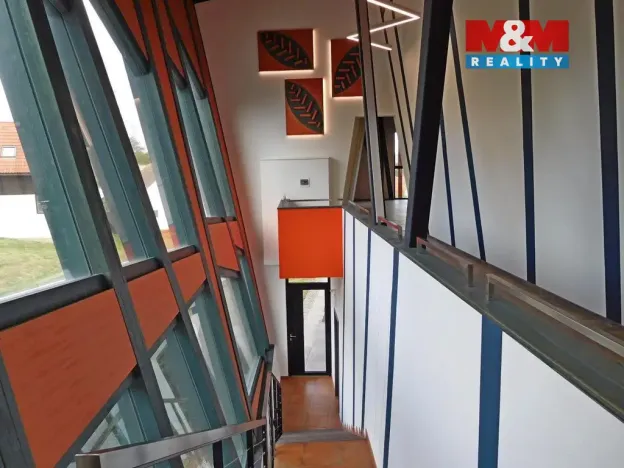 Prodej obchodního prostoru, Okrouhlo, 1076 m2