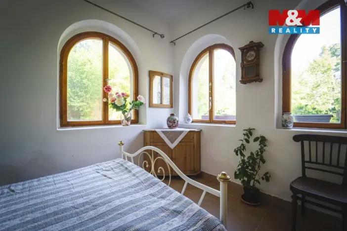 Prodej rodinného domu, Chrášťany - Černíkovice, 236 m2