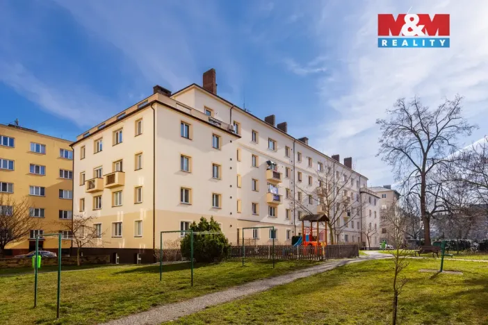 Prodej bytu 3+1, Pardubice - Zelené Předměstí, Sladkovského, 83 m2