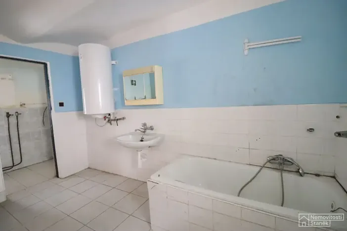 Prodej rodinného domu, Drahonice, 278 m2