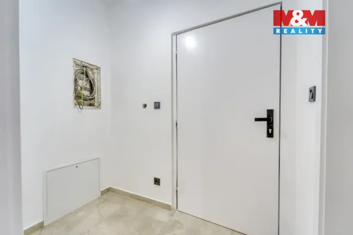 Pronájem bytu 2+kk, Tlučná, Tlučenská kolonie, 40 m2