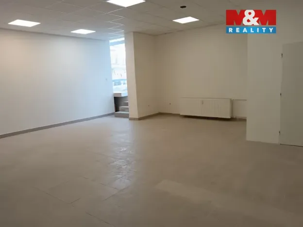 Pronájem obchodního prostoru, Ústí nad Labem - Ústí nad Labem-centrum, Horova, 60 m2