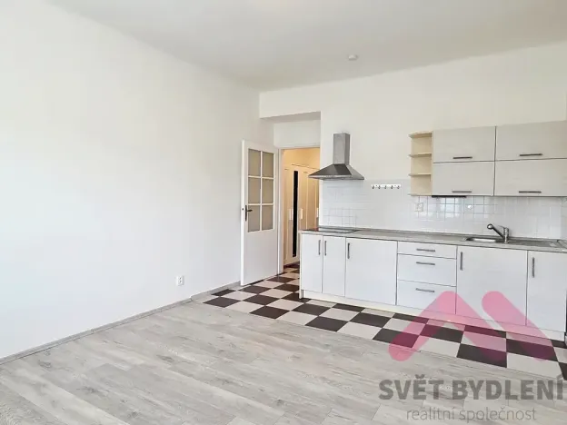 Pronájem bytu 1+kk, Praha - Nusle, Spolupráce, 33 m2