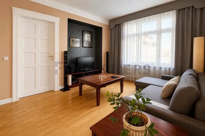 Pronájem bytu 3+1, Praha - Žižkov, Čajkovského, 73 m2