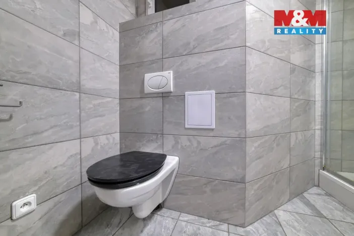 Pronájem bytu 3+1, Cheb, Valdštejnova, 86 m2