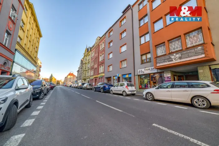Pronájem bytu 3+1, Cheb, Valdštejnova, 86 m2