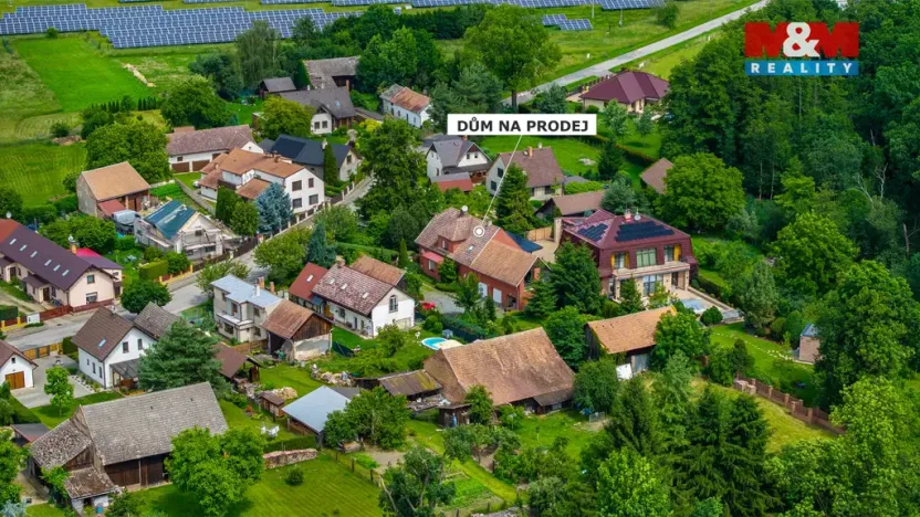 Prodej rodinného domu, Kněžmost - Koprník, 250 m2
