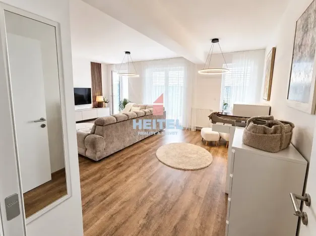Prodej bytu 2+kk, Slavkov u Brna, Slovanská, 68 m2