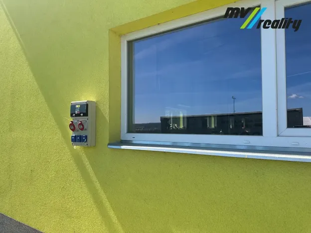 Pronájem výrobních prostor, Dvůr Králové nad Labem, 555 m2