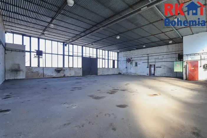Pronájem skladu, Český Brod, Klučovská, 400 m2