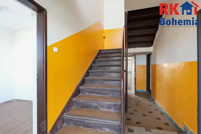 Pronájem skladu, Český Brod, Klučovská, 400 m2