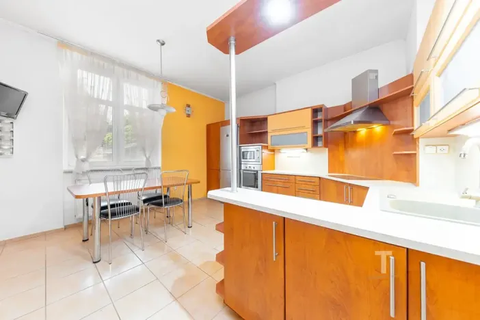 Prodej rodinného domu, Miroslav, Husova, 245 m2