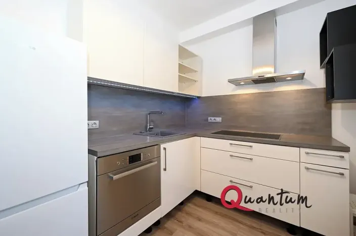 Pronájem bytu 3+1, Praha - Braník, Žalmanova, 74 m2