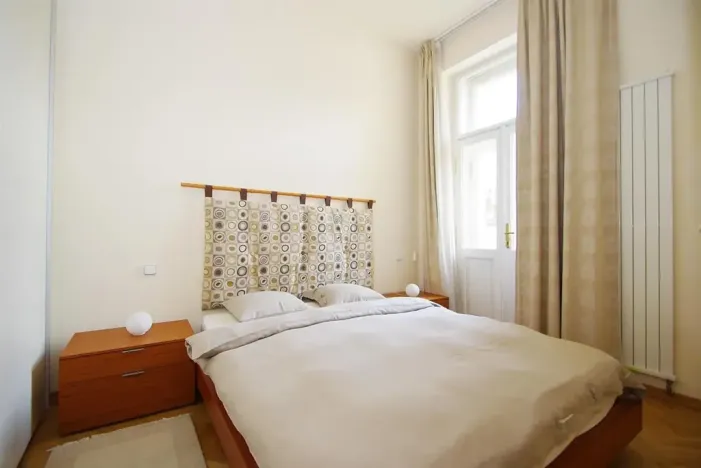 Pronájem bytu 2+kk, Praha - Vinohrady, Polská, 50 m2