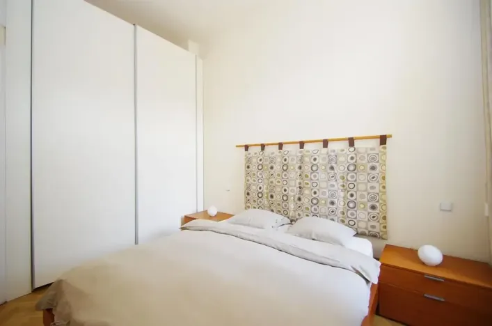 Pronájem bytu 2+kk, Praha - Vinohrady, Polská, 50 m2