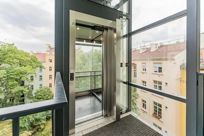 Pronájem bytu 2+kk, Praha - Vinohrady, Nitranská, 50 m2