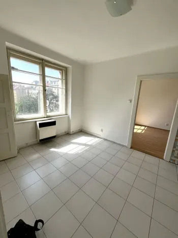 Pronájem bytu 2+kk, Praha - Žižkov, Ambrožova, 46 m2