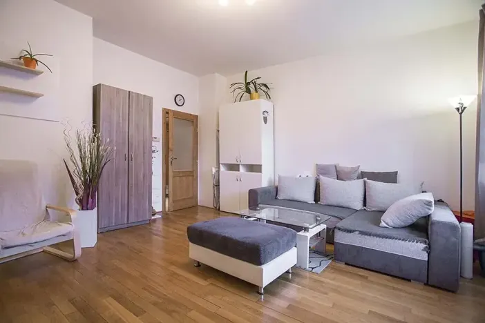 Pronájem bytu 1+kk, Praha - Libeň, Krejčího, 34 m2