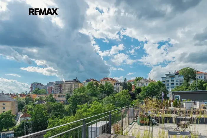 Pronájem bytu 1+kk, Praha - Vinohrady, Perucká, 27 m2