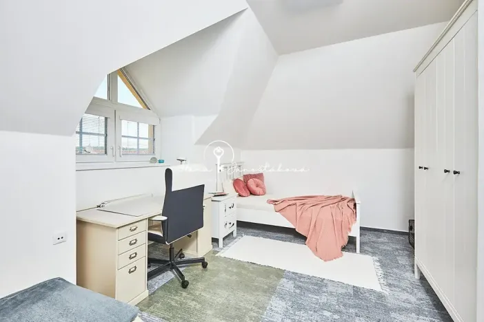Prodej rodinného domu, Hluboká nad Vltavou, Janáčkova, 205 m2