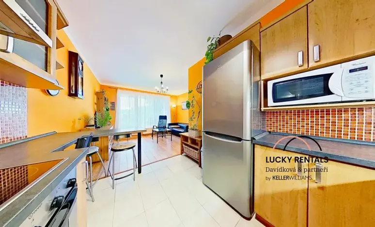 Pronájem bytu 2+kk, Praha - Uhříněves, Saturnova, 46 m2