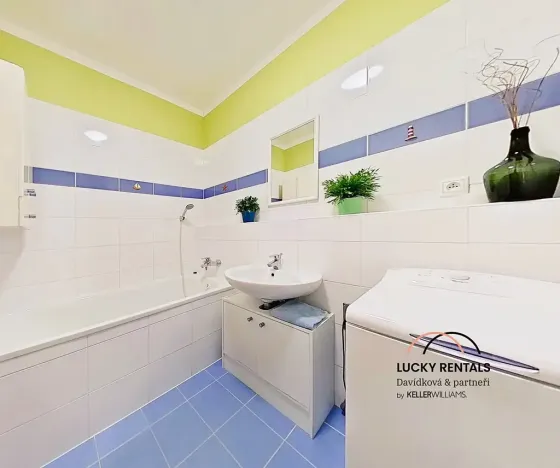 Pronájem bytu 2+kk, Praha - Uhříněves, Saturnova, 46 m2