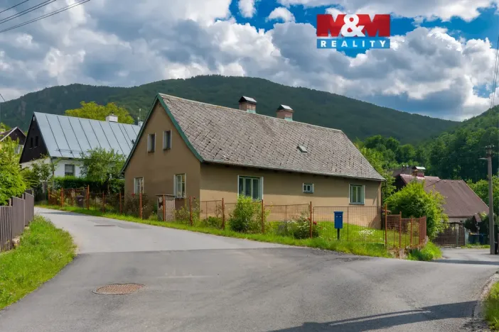 Prodej rodinného domu, Hejnice - Ferdinandov, 188 m2