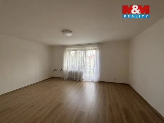 Pronájem bytu 2+1, Beroun - Beroun-Město, Družstevní, 60 m2