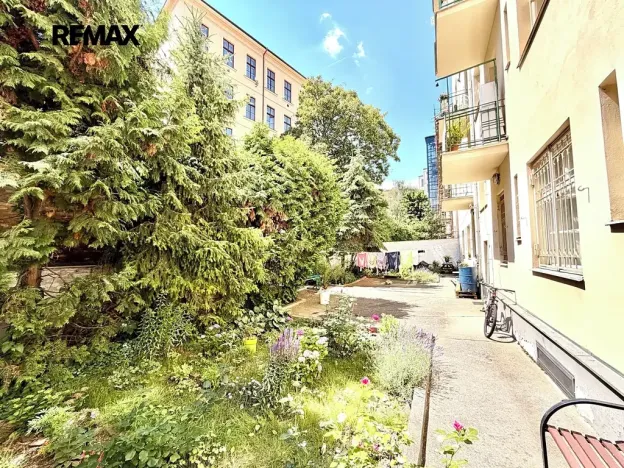 Pronájem bytu 2+kk, Praha - Vyšehrad, Neklanova, 57 m2
