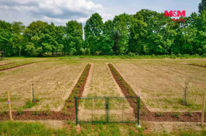 Prodej zahrady, Hradec Králové, 500 m2
