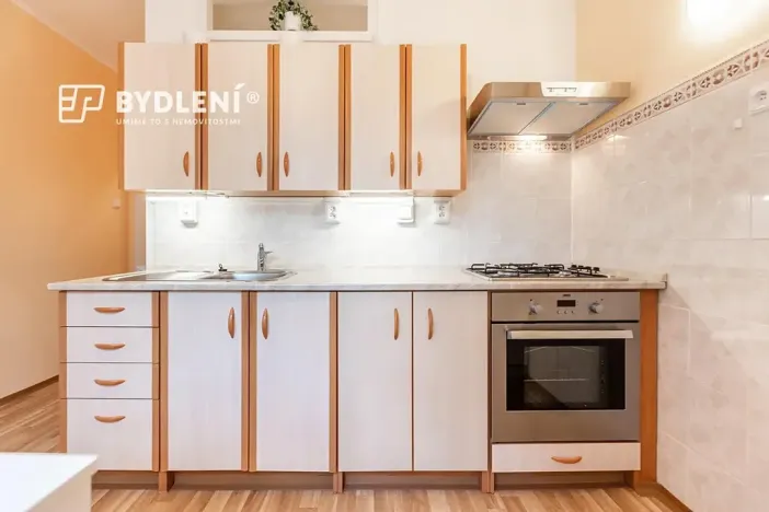 Prodej bytu 2+1, Teplice, Svojsíkova, 56 m2
